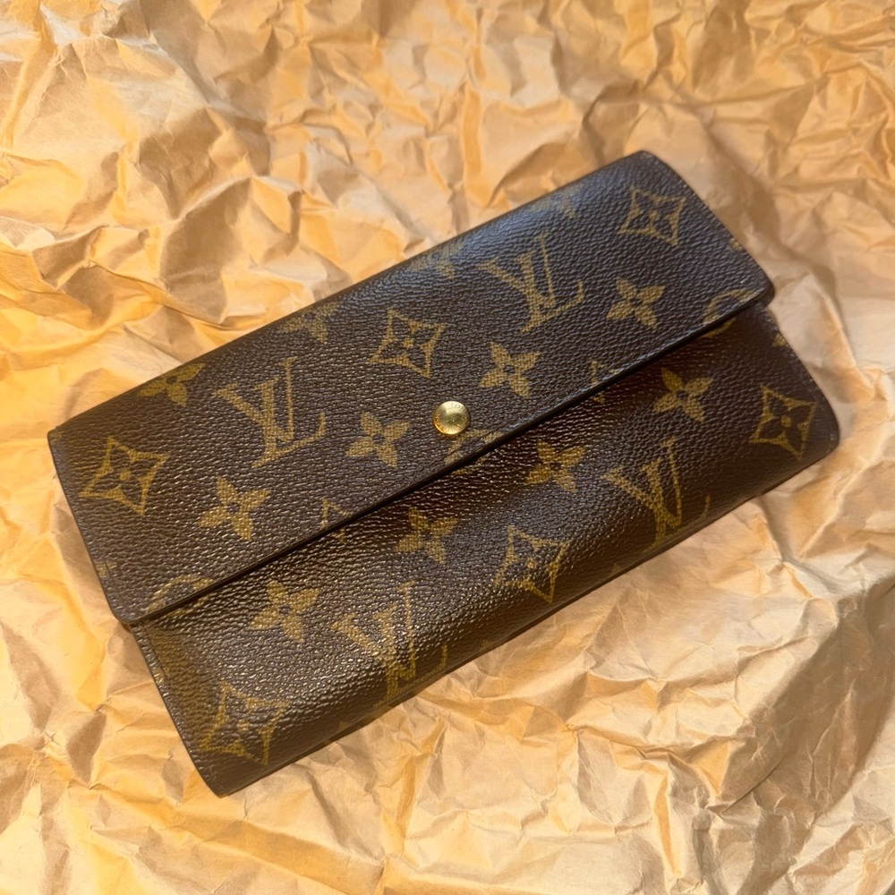 Luxury Brown Monogram Wallet / SARAH